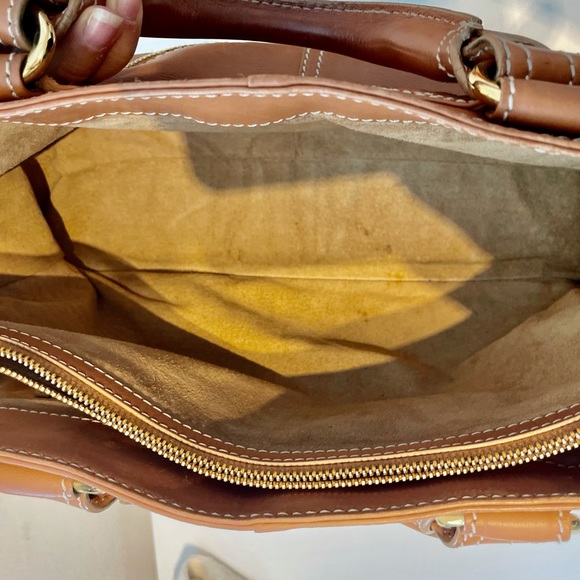 CELINE bag, Boogie Bag, tan leather , gold hardware. Authentic. Chanel vibes. - Picture 8 of 10
